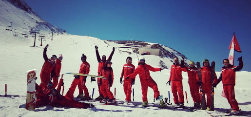 Imagen Escuela Profesional de Esquí y Snowboard de Valdezcaray Ezcaray